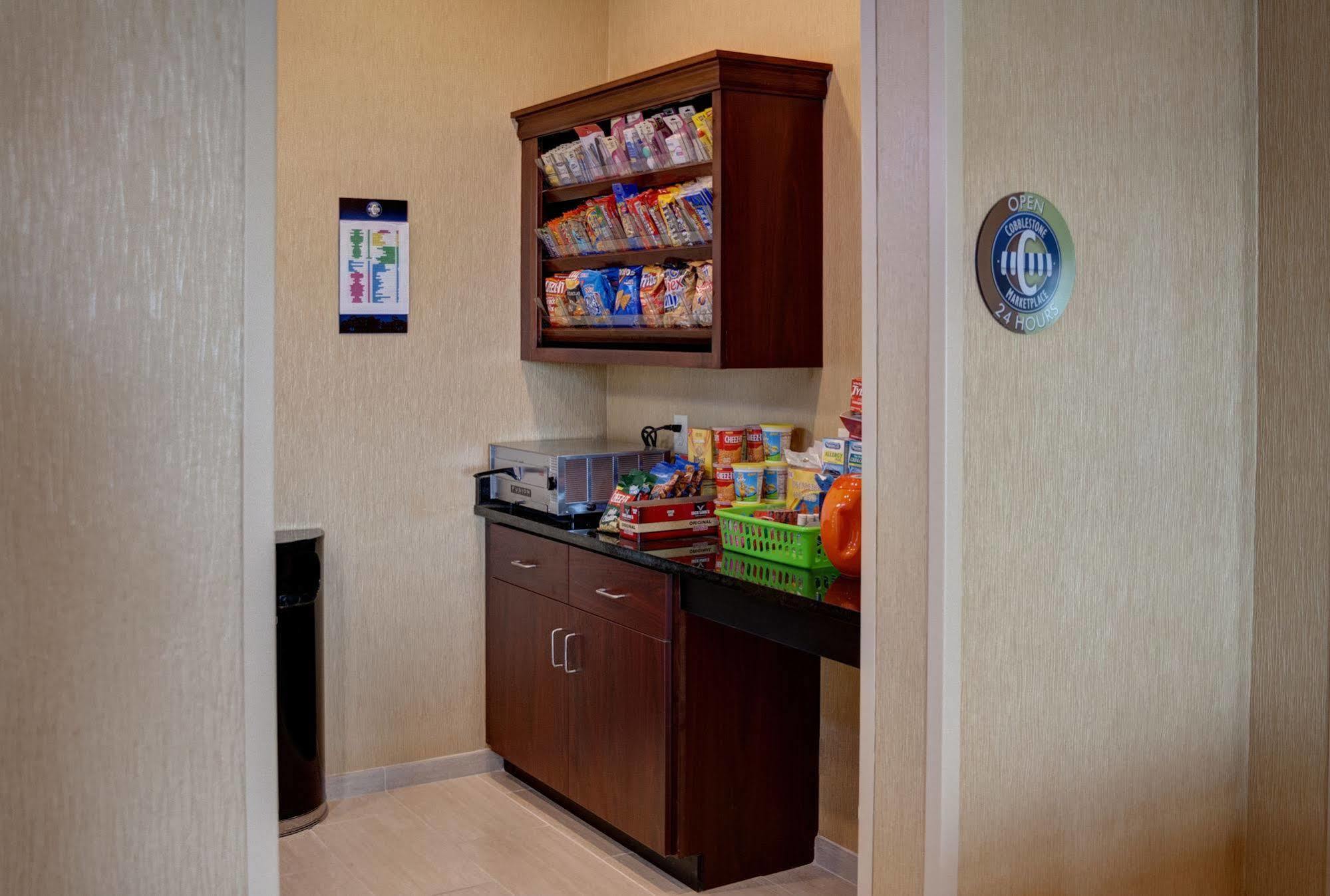 Cobblestone Hotel And Suites - Jefferson Buitenkant foto